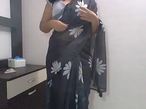 Snapshot of anu-anu2002 chatting on 01-17-26, 08:30 anu-anu2002 online show from 01-17-26, 08:30