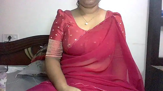 Snapshot of anu-anu2002 chatting on 05-14-26, 04:14 anu-anu2002 online show from 05-14-26, 04:14
