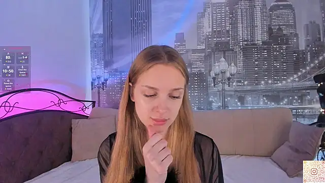 Snapshot of CindyGreen chatting on 11-11-25, 06:24 CindyGreen online show from 11-11-25, 06:24