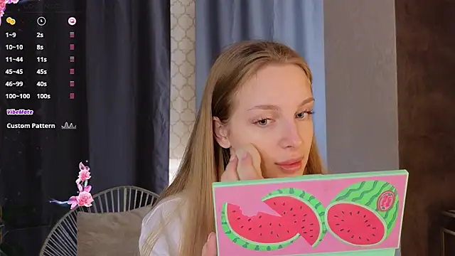 Snapshot of CindyGreen chatting on 11-14-25, 06:23 CindyGreen online show from 11-14-25, 06:23