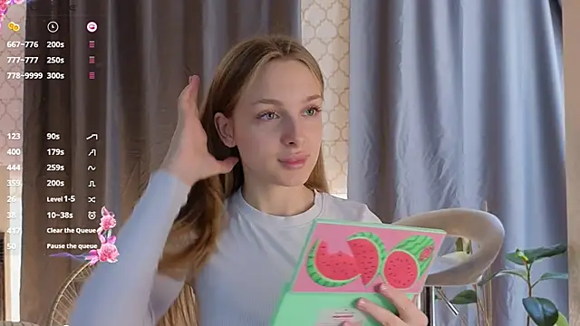 Snapshot of CindyGreen chatting on 11-16-25, 06:19 CindyGreen online show from 11-16-25, 06:19