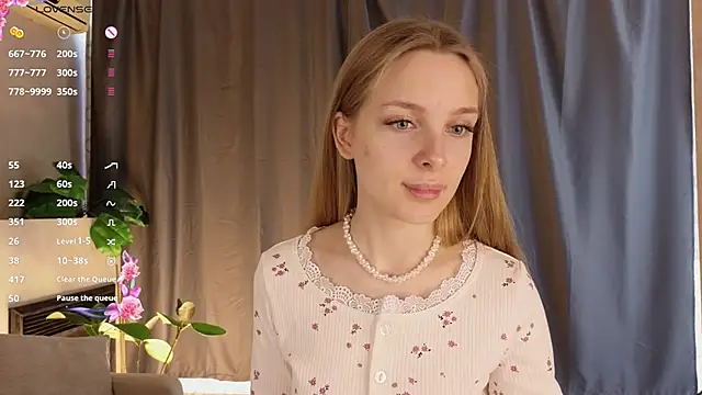 Snapshot of CindyGreen chatting on 11-29-25, 06:16 CindyGreen online show from 11-29-25, 06:16