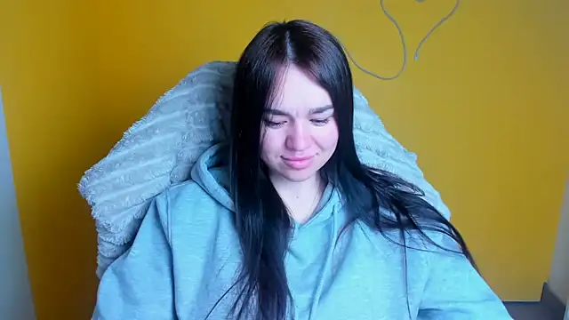 Lola Saymyname online show from 04-18-26, 11:14