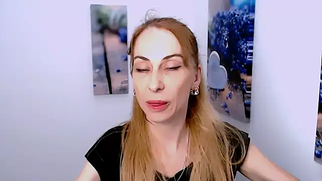 Snapshot of Create_your_own_sun chatting on 09-09-25, 12:48 Create your own sun online show from 09-09-25, 12:48