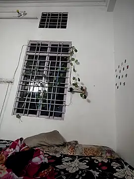 Snapshot of HOTSEXY_KAVYA chatting on 03-18-26, 04:48 HOTSEXY KAVYA online show from 03-18-26, 04:48