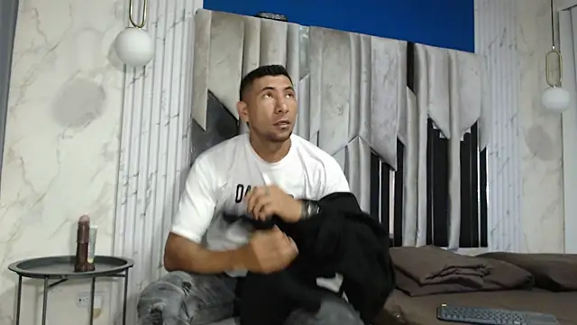 Morganandmegan online show from 11-07-25, 11:21