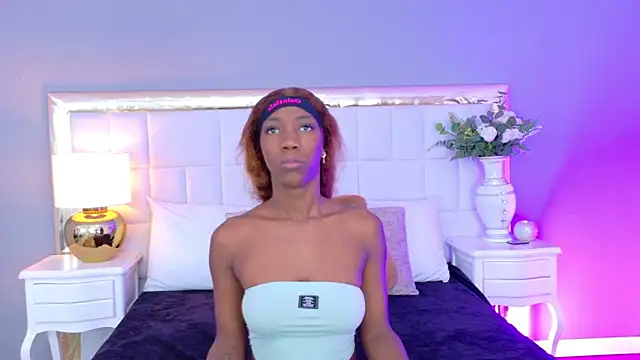 MadeleineHocker online show from 11-23-25, 01:00