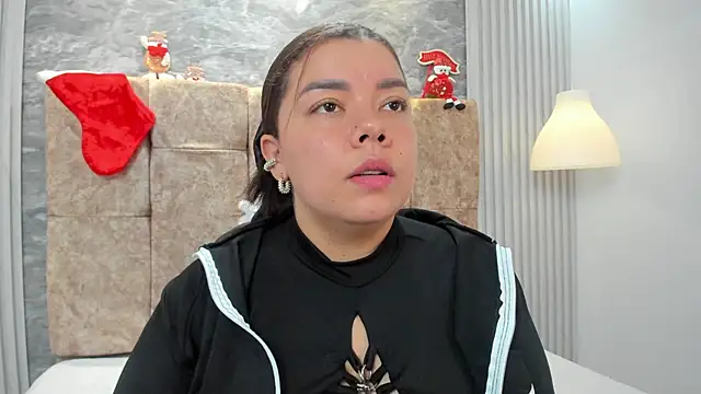 leilapons online show from 11-29-25, 05:05