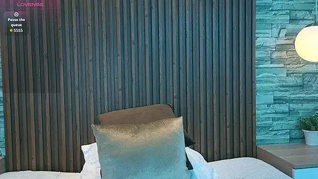 leilapons online show from 04-04-26, 05:43