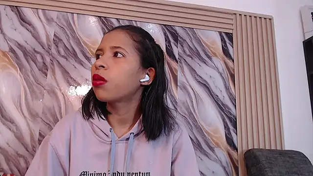 Samantha Fox69  online show from 03-17-26, 03:15