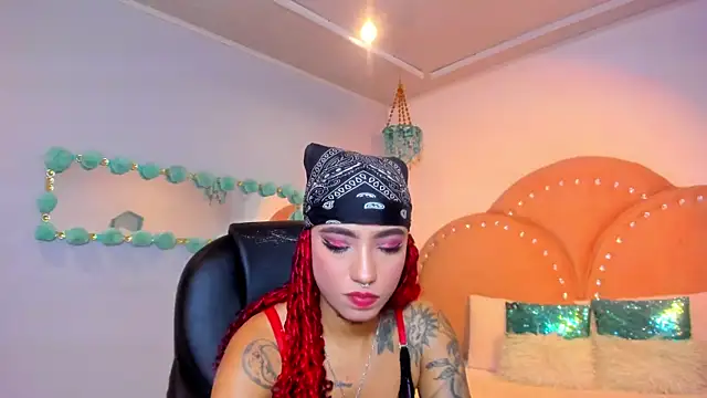 Snapshot of salem_rose chatting on 10-08-25, 07:44 salem rose online show from 10-08-25, 07:44