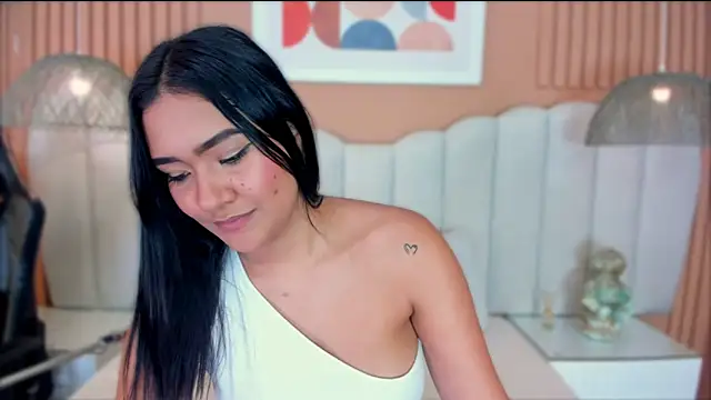 noa moon online show from 12-14-25, 02:28