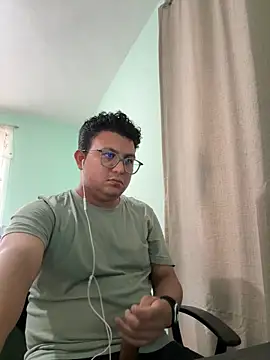 Snapshot of JaviSala chatting on 05-20-26, 08:15 JaviSala online show from 05-20-26, 08:15