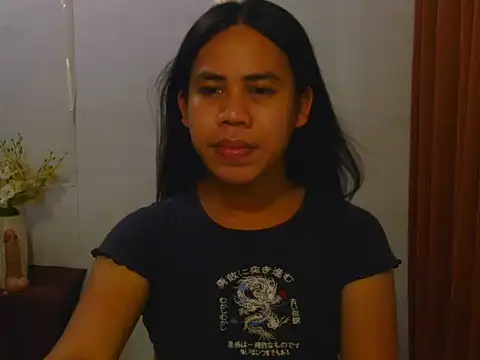 Snapshot of exoticpinay_dolly chatting on 10-28-25, 04:38 exoticpinay dolly online show from 10-28-25, 04:38