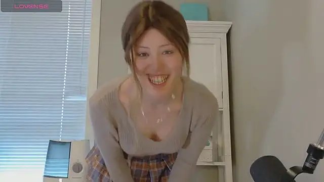 Snapshot of Nana_with chatting on 01-09-26, 08:10 Nana with online show from 01-09-26, 08:10