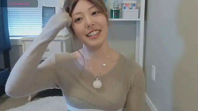 Snapshot of Nana_with chatting on 02-07-26, 08:01 Nana with online show from 02-07-26, 08:01