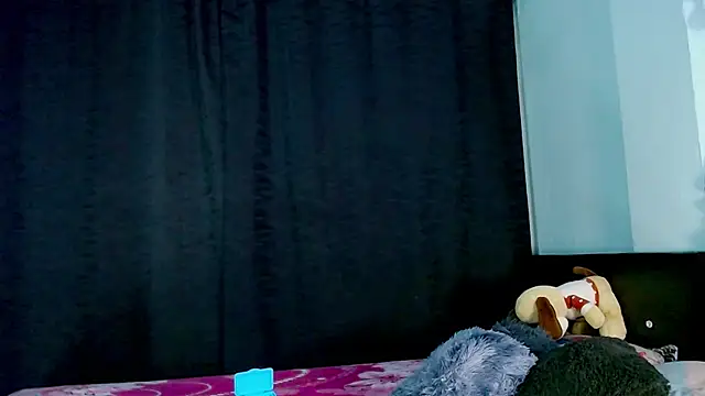 EVAH LEE  online show from 11-26-25, 03:40