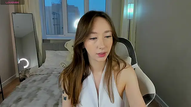 Miche1le Allenne online show from 03-28-26, 01:05