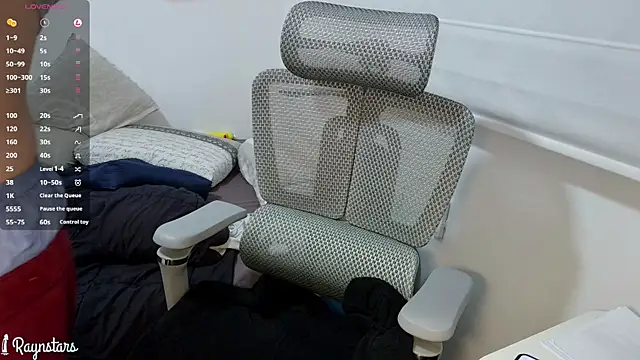 Snapshot of raynstars chatting on 01-10-26, 07:37 raynstars online show from 01-10-26, 07:37