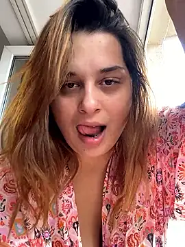 Kelly Bliss online show from 10-06-25, 10:56