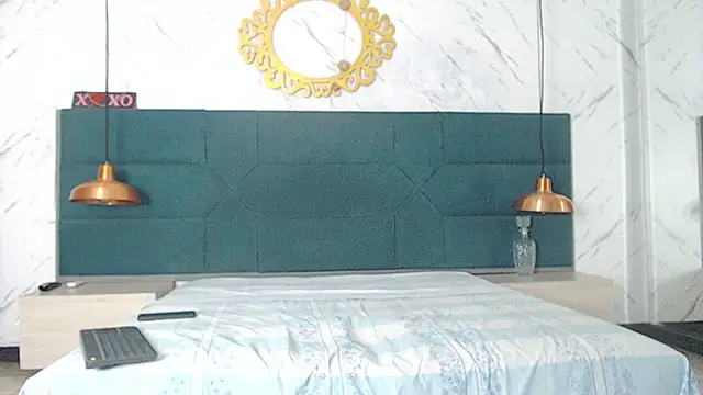 Snapshot of shule7 chatting on 09-18-25, 12:51 shule7 online show from 09-18-25, 12:51