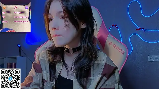 Snapshot of Sophie_SkyAngel chatting on 02-01-26, 07:34 Sophie SkyAngel online show from 02-01-26, 07:34