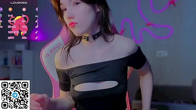 Snapshot of Sophie_SkyAngel chatting on 02-19-26, 08:54 Sophie SkyAngel online show from 02-19-26, 08:54