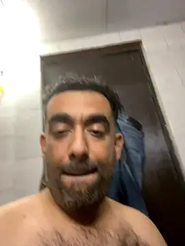 Snapshot of Jakericky5 chatting on 12-05-25, 01:42 Jakericky5 online show from 12-05-25, 01:42