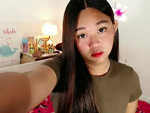 Malia cummer online show from 12-02-25, 11:11