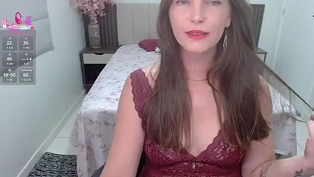 Karlacasada online show from 10-18-25, 01:01