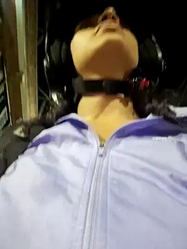 Amber-Sweett online show from 10-30-25, 04:47