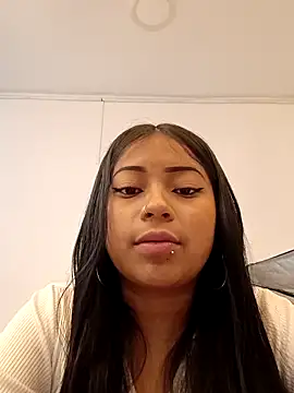Snapshot of LilyCutee_ chatting on 09-15-25, 07:03 LilyCutee online show from 09-15-25, 07:03