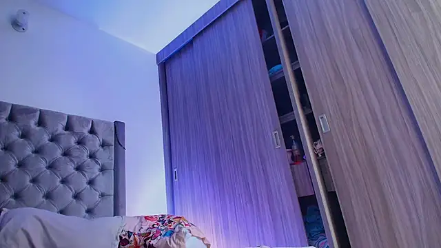 Snapshot of dreamsussi chatting on 11-03-25, 07:59 dreamsussi online show from 11-03-25, 07:59