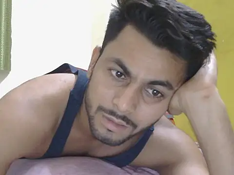 ursdreamperson online show from 05-06-26, 01:49