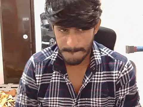 Snapshot of krishjaat43 chatting on 11-04-25, 05:23 krishjaat43 online show from 11-04-25, 05:23