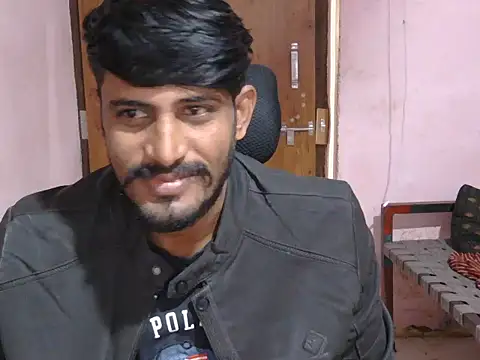 Snapshot of krishjaat43 chatting on 11-25-25, 04:12 krishjaat43 online show from 11-25-25, 04:12