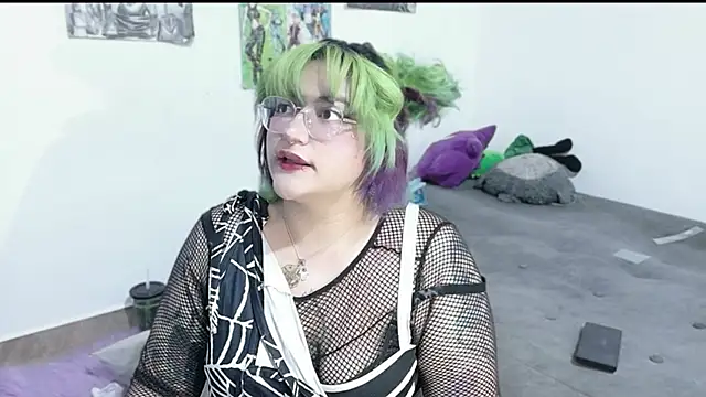 XxGreenGoodxX online show from 04-19-26, 08:44