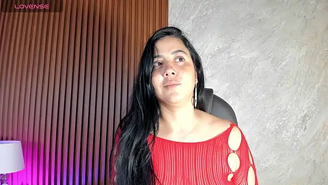 Snapshot of _Cris_Spicy_ chatting on 10-25-25, 07:41 Cris Spicy online show from 10-25-25, 07:41