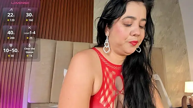 Snapshot of _Cris_Spicy_ chatting on 11-11-25, 07:47 Cris Spicy online show from 11-11-25, 07:47