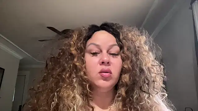 number1slut online show from 09-15-25, 04:18