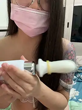 Snapshot of tw_swag chatting on 03-17-26, 04:39 tw swag online show from 03-17-26, 04:39