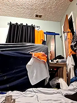 Snapshot of kaylikinky chatting on 09-22-25, 06:26 kaylikinky online show from 09-22-25, 06:26