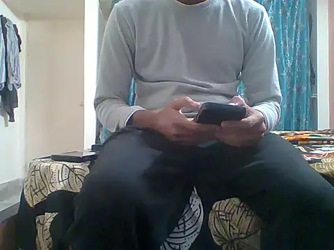 Snapshot of Naughty_Boy_Telugu chatting on 12-17-25, 05:30 Naughty Boy Telugu online show from 12-17-25, 05:30