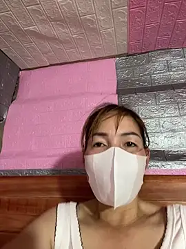 Snapshot of Old_girl chatting on 09-19-25, 03:41 Old girl online show from 09-19-25, 03:41