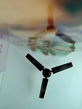 Snapshot of chaitanyaniharika chatting on 12-20-25, 02:29 chaitanyaniharika online show from 12-20-25, 02:29