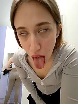 yourfavpsy  online show from 10-11-25, 01:31