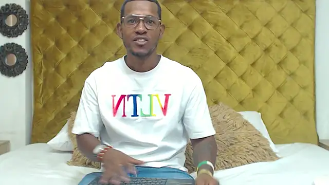 AndyCalifornia1 online show from 10-29-25, 01:02