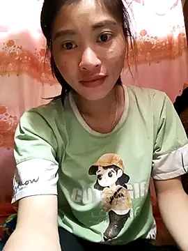 Snapshot of Phuongphuongg chatting on 09-13-25, 05:51 Phuongphuongg online show from 09-13-25, 05:51