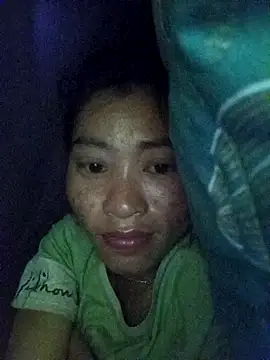 Snapshot of Phuongphuongg chatting on 09-14-25, 08:41 Phuongphuongg online show from 09-14-25, 08:41