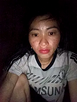 Snapshot of Phuongphuongg chatting on 09-28-25, 10:15 Phuongphuongg online show from 09-28-25, 10:15